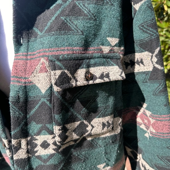 Patterned Jacket with Geometric Design - Picture 2 of 5